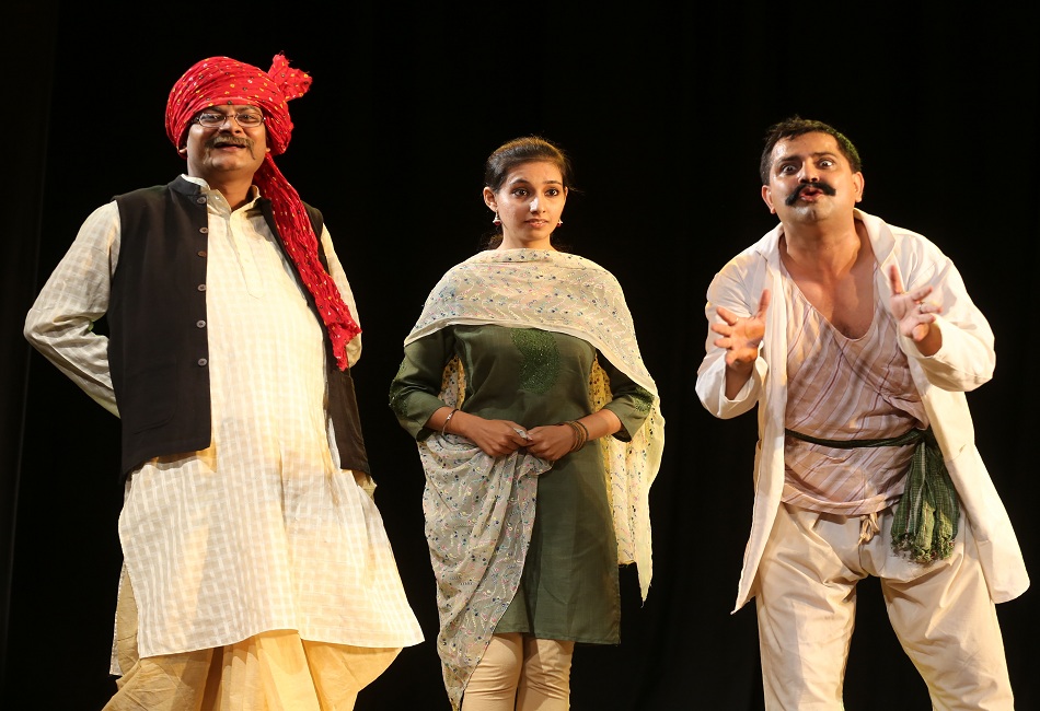 Neem Hakeem Khatra-E-Jaan (2)